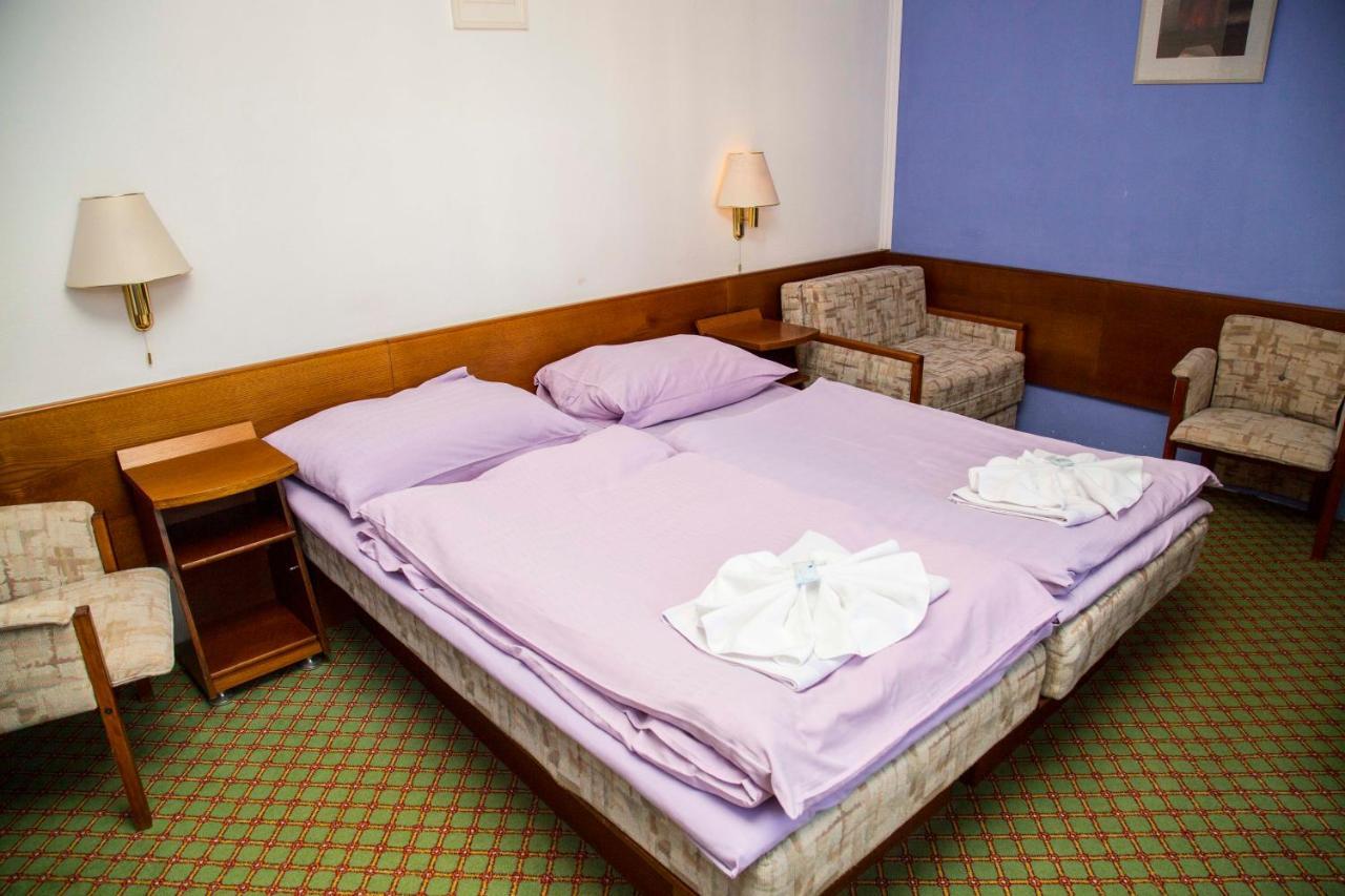 Hotel Prom Svoboda nad Úpou Eksteriør bilde
