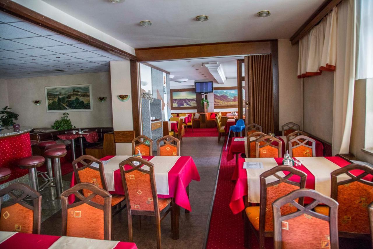 Hotel Prom Svoboda nad Úpou Eksteriør bilde